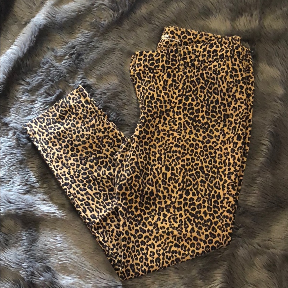 Old Navy Pixie Pant